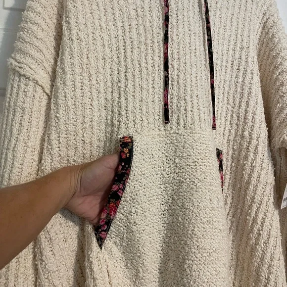 Free People Petals Hoodie NWT - Picture 7 of 11